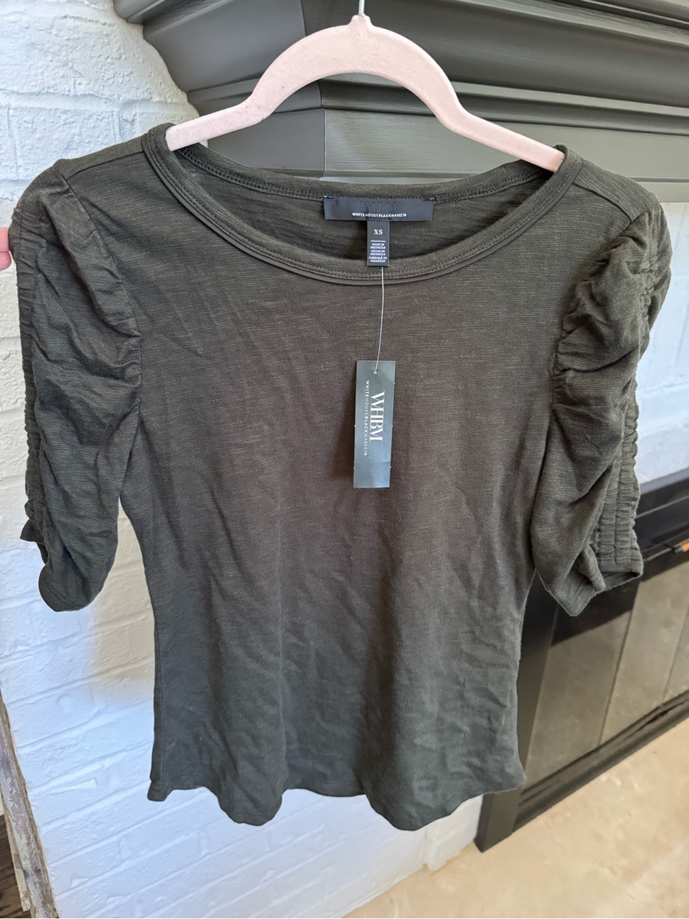 NWT White House Black Market Olive Green Ruched-Sleeve Women's Top XS
